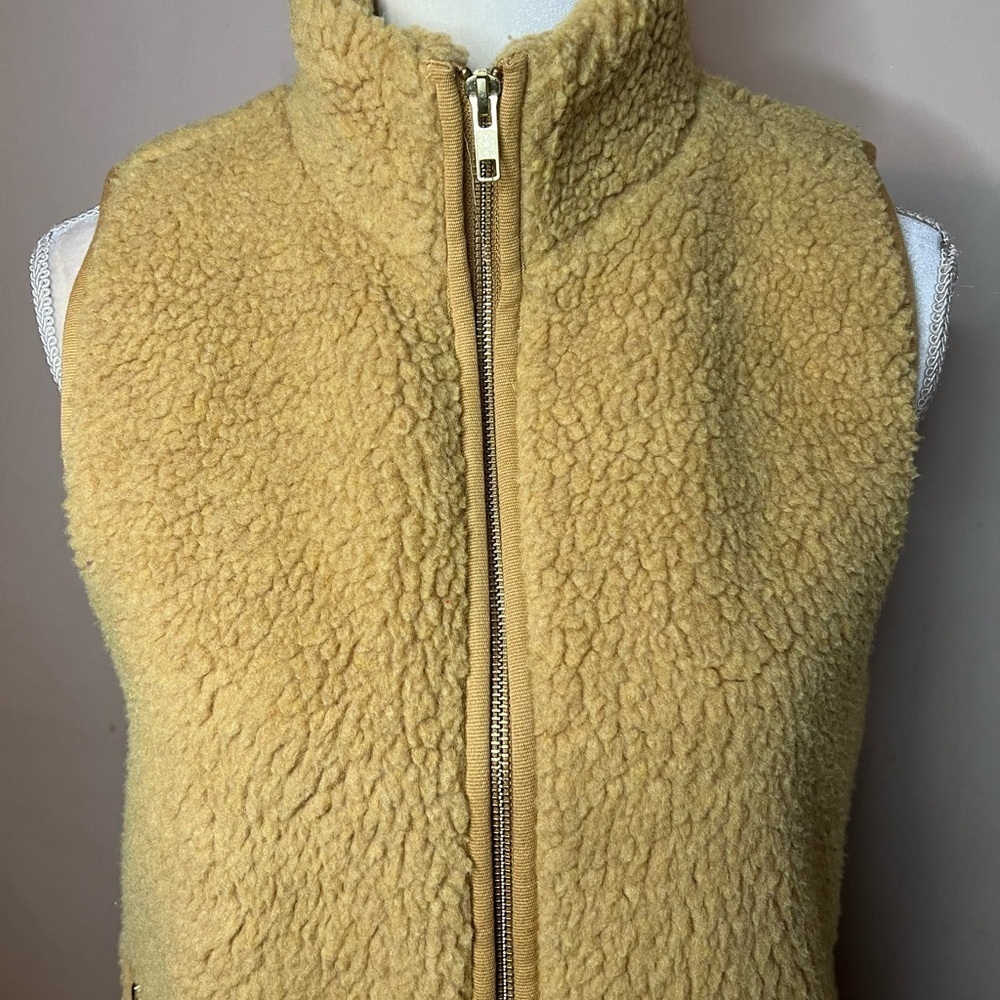 ⭐️J. Crew Fleece Vest - Picture 6 of 8